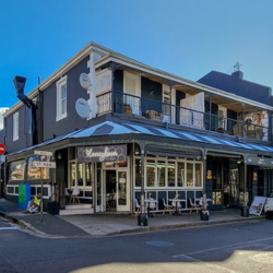Cheap places to stay in Observatory Cape Town