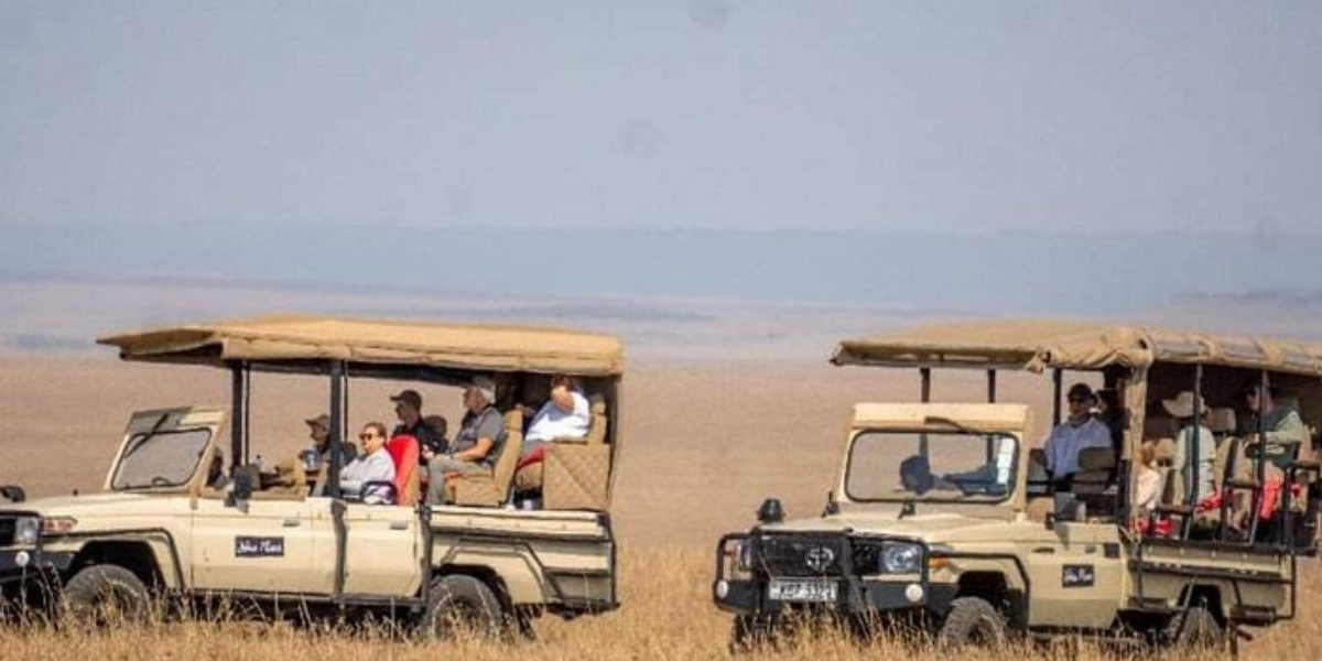 Safari jeep in Masai Mara